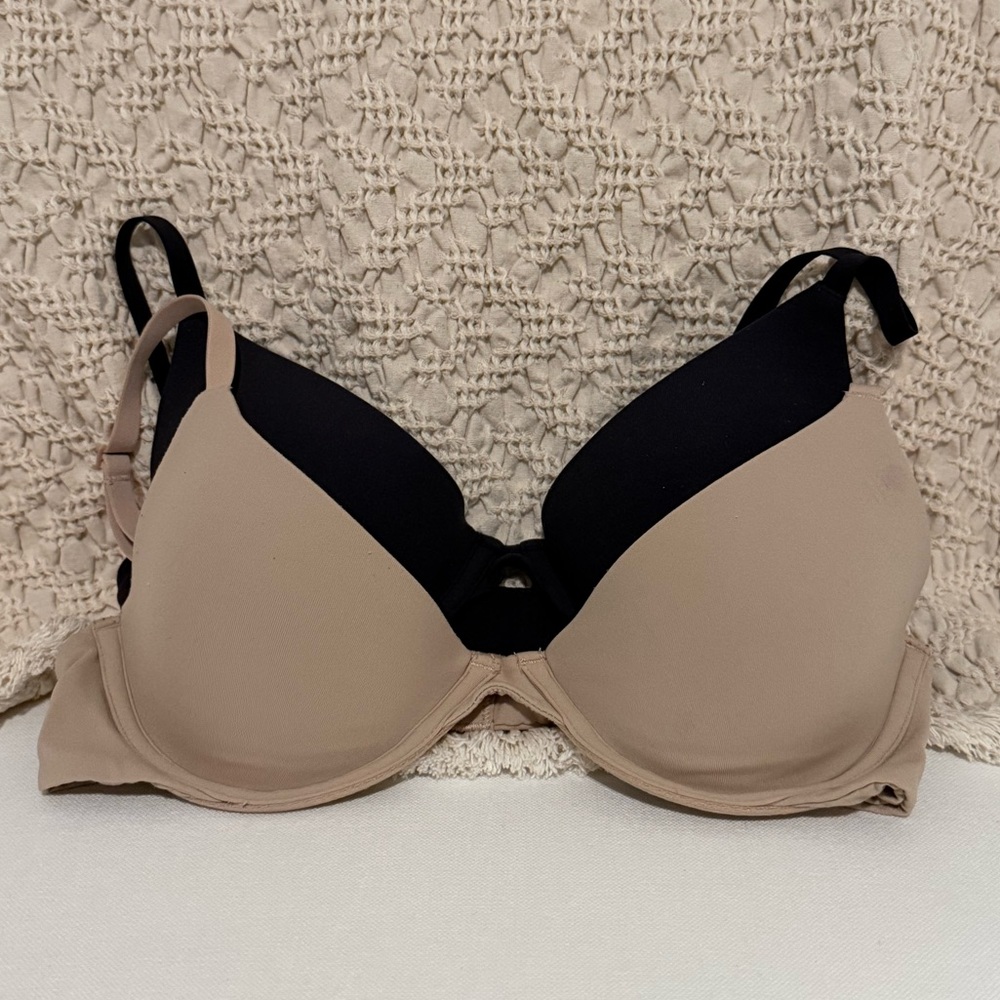 2 Skims Bras